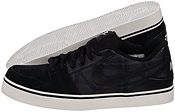 Nike Ruckus Low