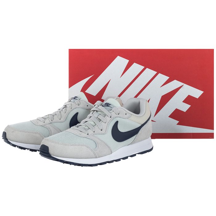749794 nike