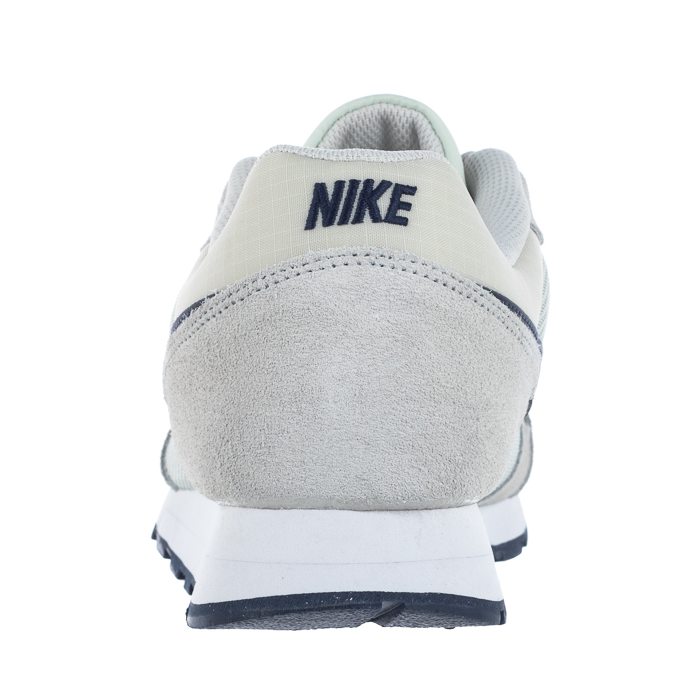 749794 nike