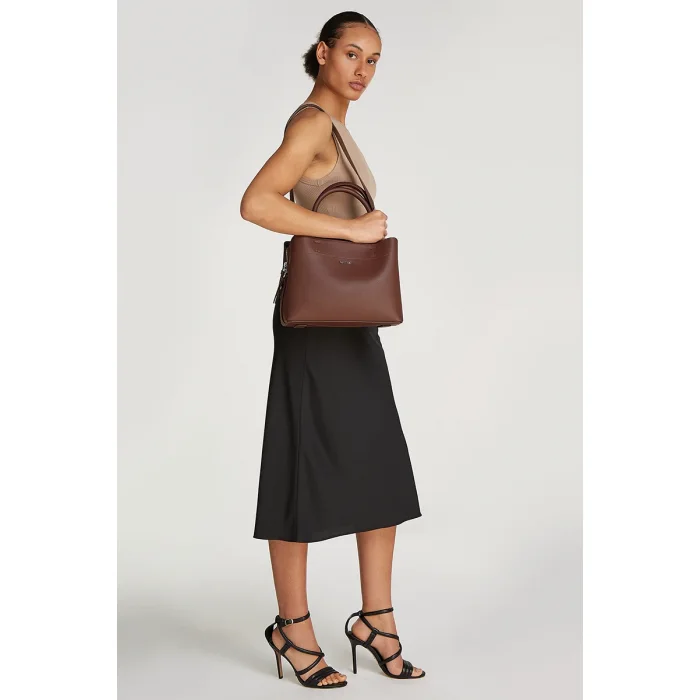 Torebka Calvin Klein CK Business Medium Tote Saffiano Cioccolate Lab/Cinder K60K612572 HJM – zdjęcie 2