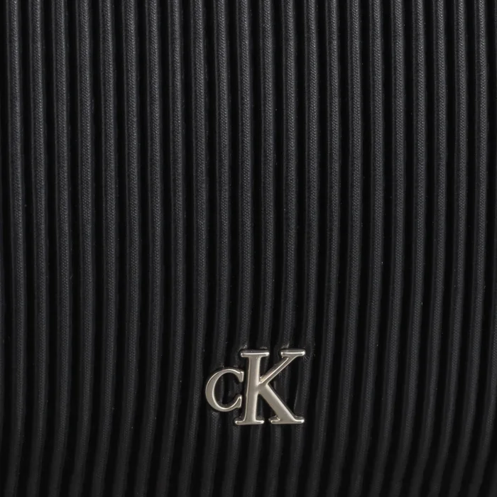 Torebka Listonoszka Calvin Klein Rib Camera Bag18 PU Black K60K612736 BEH – zdjęcie 5