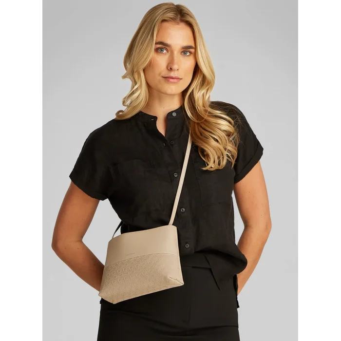 Torebka Calvin Klein CK Mixmedia Convertible Bag Mono Crockery K60K613170 W75 – zdjęcie 2