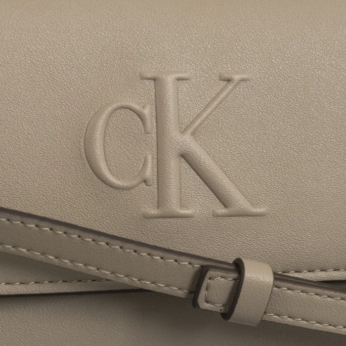 Torebka Kopertówka Calvin Klein Sculpted Long Fold Strap Wallet Crockery LV04K1006G PBF – zdjęcie 3