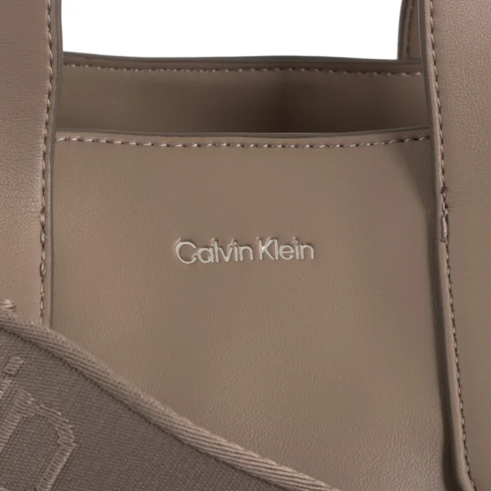 Torebka Calvin Klein Webbing Strap Small Tote LV04F3290G VFU – zdjęcie 5