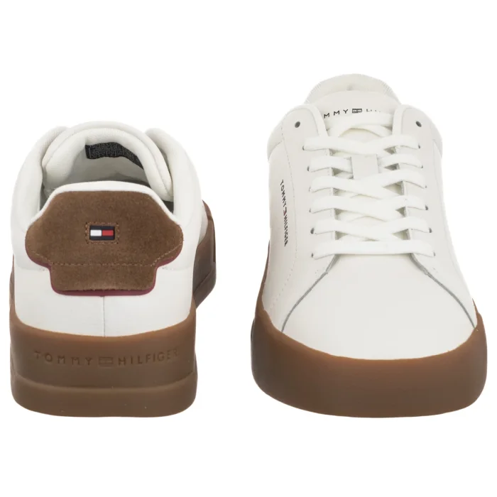 Sneakersy Tommy Hilfiger TH Court Lth Detail Ess Ecru/Regatta Red FM0FM05367 0LF – zdjęcie 4