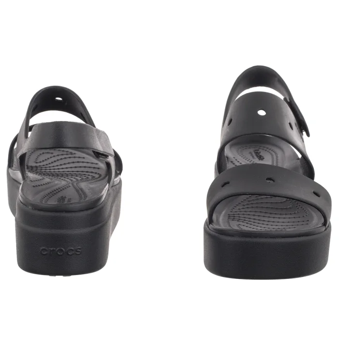 Sandały Crocs Brooklyn 4u Black 210676-001 – zdjęcie 4