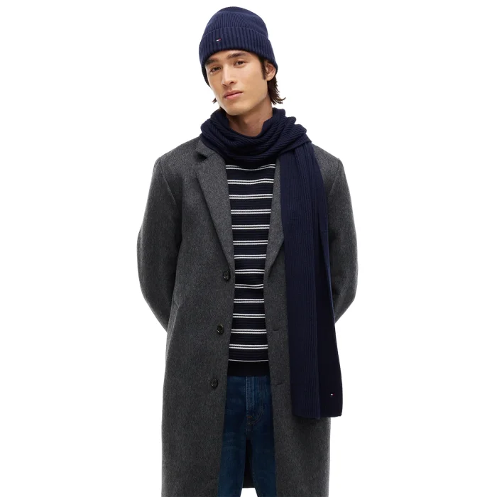 Zestaw prezentowy czapka i szal Tommy Hilfiger TH Flag Beanie And Scarf AM0AM14584 DW6 – zdjęcie 2