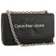 Torebka Listonoszka Calvin Klein Sculpted Ew Flap Conv25 Mono Black/Metallic Logo K60K611866 0GL - małe zdjęcie