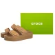 Klapki Crocs Brooklyn Buckle Low Wedge Umber 207431-2HI - małe zdjęcie